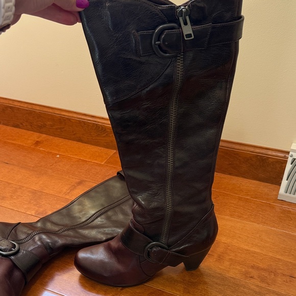 Born Dark Brown Heeled Boots - Picture 8 of 13